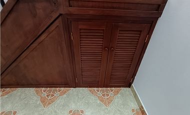 CASA UNIFAMILIAR EN VENTA EN LA CEJA