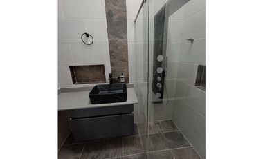 CASA EN VENTA PARA ESTRENAR LA CEJA