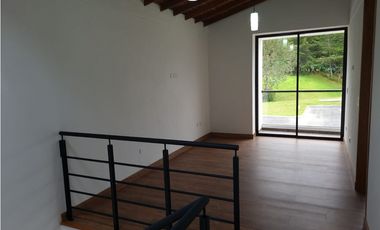 CASA EN VENTA PARA ESTRENAR EN LA CEJA