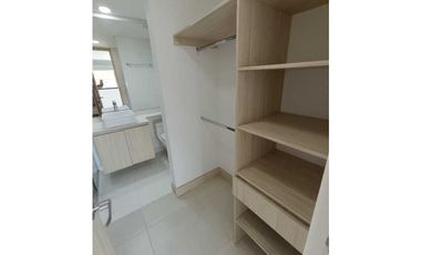 SE VENDE AMPLIO APARTAMENTO EN MARINILLA