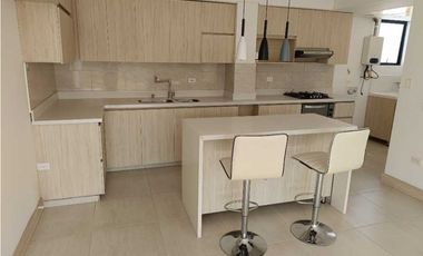 SE VENDE AMPLIO APARTAMENTO EN MARINILLA