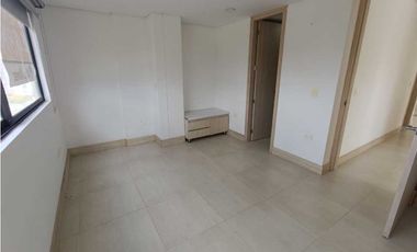 SE VENDE AMPLIO APARTAMENTO EN MARINILLA