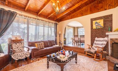 Comoda casa en sector San Vicente Pirque