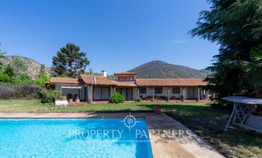 Comoda casa en sector San Vicente Pirque