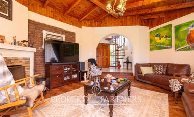 Comoda casa en sector San Vicente Pirque