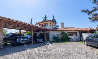 Comoda casa en sector San Vicente Pirque