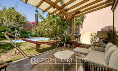 Hermosa casa en venta en familiar condominio, Las Pircas, Peñalolén