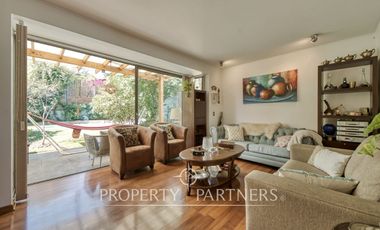 Hermosa casa en venta en familiar condominio, Las Pircas, Peñalolén