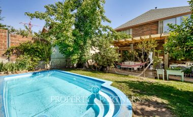 Hermosa casa en venta en familiar condominio, Las Pircas, Peñalolén
