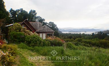 Linda casa con vista al lago cerca de Futrono