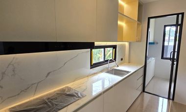 2 Bedroom Villa for sale in Si Sunthon, Phuket