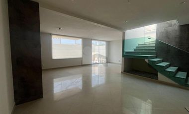 Casa en Renta en San Jerónimo Chicahualco, Metepec