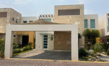 Casa en Renta en San Jerónimo Chicahualco, Metepec