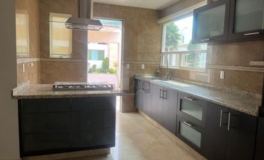 Casa en Renta en San Jerónimo Chicahualco, Metepec