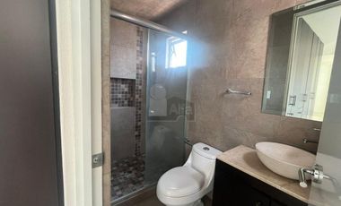 Casa en Renta en San Jerónimo Chicahualco, Metepec