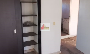 *Jalisco, Zapopan, Los Molinos, Casa para Remodelar en Venta.*