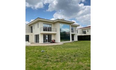 Casa en Arriendo Hacienda San Simón Chia