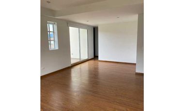 Casa en Arriendo Hacienda San Simón Chia