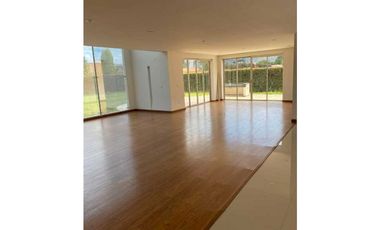 Casa en Arriendo Hacienda San Simón Chia