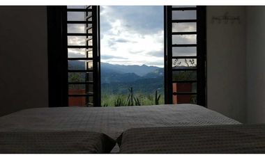 Casa Campestre en La Mesa de Un Solo Piso