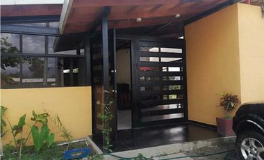 Casa Campestre en La Mesa de Un Solo Piso