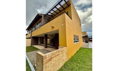 Casas en venta Cajicá  $ 1.280.000.000