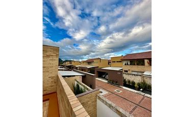 Casas en venta Cajicá  $ 1.280.000.000