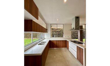 Casas en venta Cajicá  $ 1.280.000.000