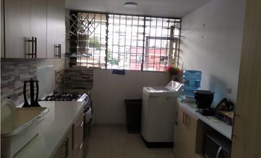 VENTA APARTAMENTO EN EDIFICIO MUY CENTRAL CIRCUNVALAR PEREIRA