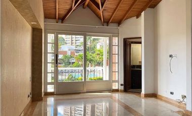 Casa en Arriendo y Venta Alto de Poblado
