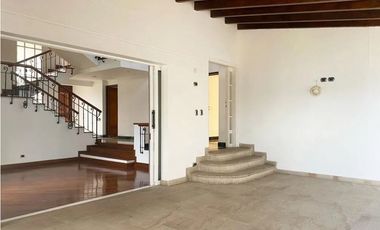 Casa en Arriendo y Venta Alto de Poblado