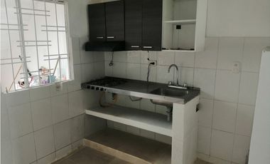 SE VENDE CASA BARRIO LAGOS 3 FLORIDABLANCA