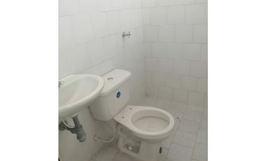 SE VENDE CASA BARRIO LAGOS 3 FLORIDABLANCA