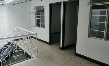 SE VENDE CASA BARRIO LAGOS 3 FLORIDABLANCA