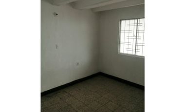 SE VENDE CASA BARRIO LAGOS 3 FLORIDABLANCA