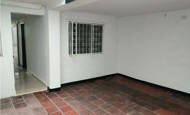 SE VENDE CASA BARRIO LAGOS 3 FLORIDABLANCA