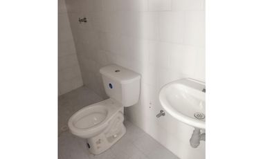 SE VENDE CASA BARRIO LAGOS 3 FLORIDABLANCA