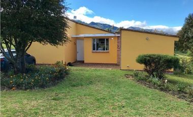 Hermosa casita campestre