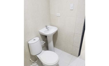 VENTA DE CASA EN LA MARGEN IZQUIERDA DE MONTERA