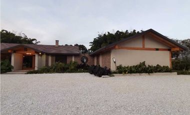 Casa campestre para estrenar en  renta en la ceja (LDC)