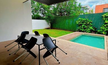 Casa en venta al norte de Mérida en privada residencial zona de Cholul