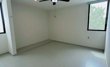 Casa en venta al norte de Mérida en privada residencial zona de Cholul