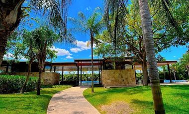 Casa en venta al norte de Mérida en privada residencial zona de Cholul