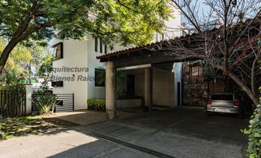 Casa en Condominio con Doble Vigilancia en San Jerónimo Lidice