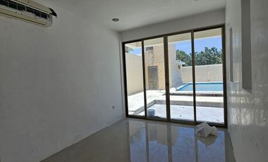 PRECIOSA RESIDENCIA A 300 METROS DEL MAR, EN CHICXULUB PUERTO, PROGRESO.