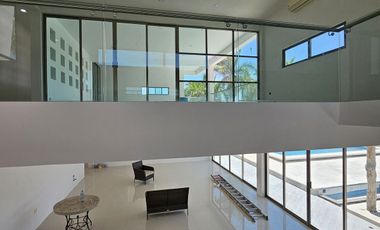 PRECIOSA RESIDENCIA A 300 METROS DEL MAR, EN CHICXULUB PUERTO, PROGRESO.