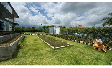 Hermosa finca en venta - Santa Elena El Cerrito Valle Colombia