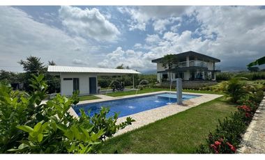 Hermosa finca en venta - Santa Elena El Cerrito Valle Colombia