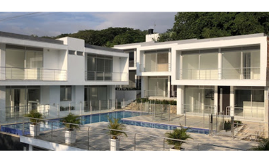 Maat vende Casa en conjunto, El Recreo-Villeta 217M2 $ 620 Millones