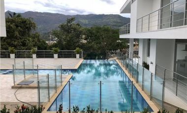 Maat vende Casa en conjunto, El Recreo-Villeta 217M2 $ 620 Millones